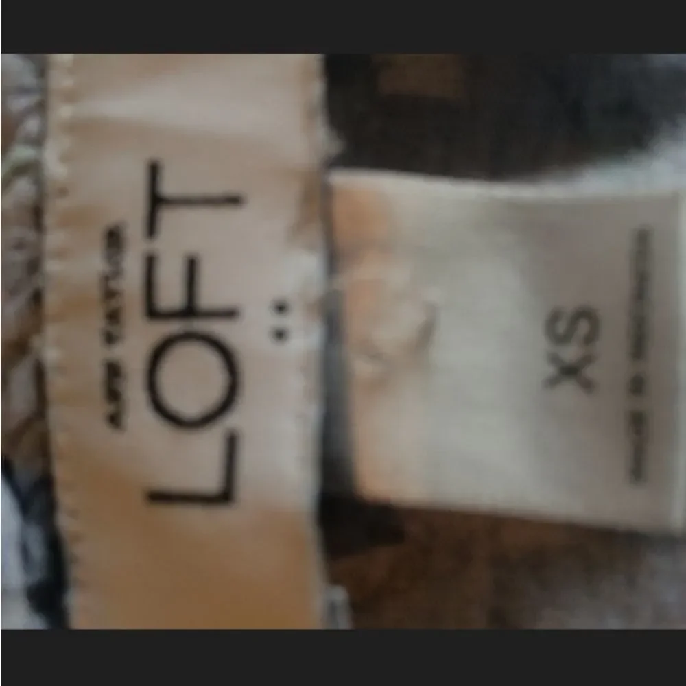 2/$20 LOFT Floral Top